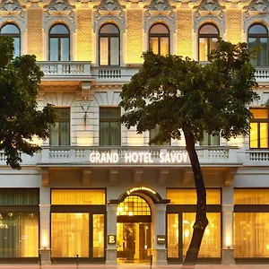Hotel Est Grand Savoy, Budapesta