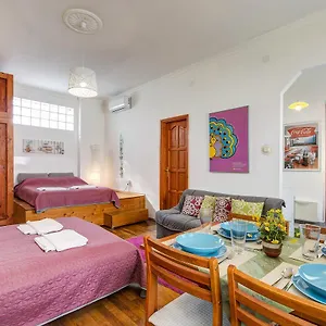 Apartament Near The Heroes Square, Budapeszt