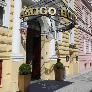 rezervați aici